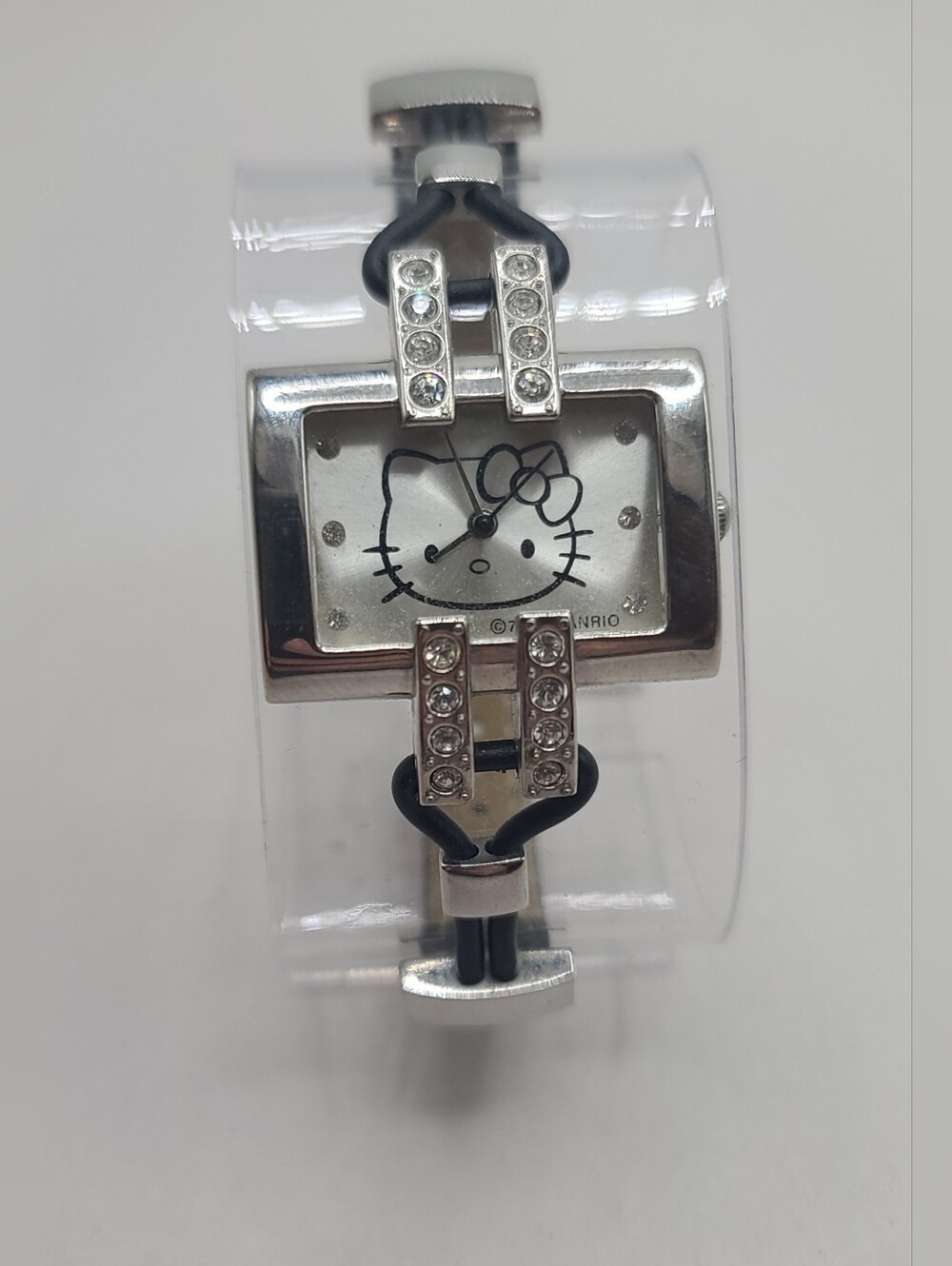 Hello Kitty Sanrio Buckle Watch